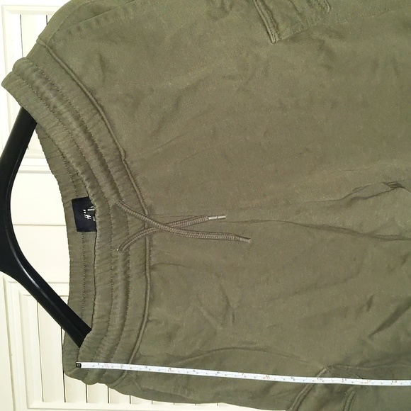 H&M Joggers - Picture 3 of 4